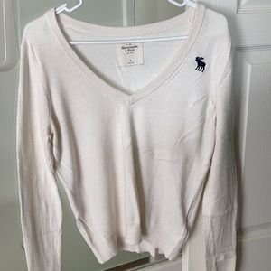 Abercrombie and Fitch white v-neck sweater